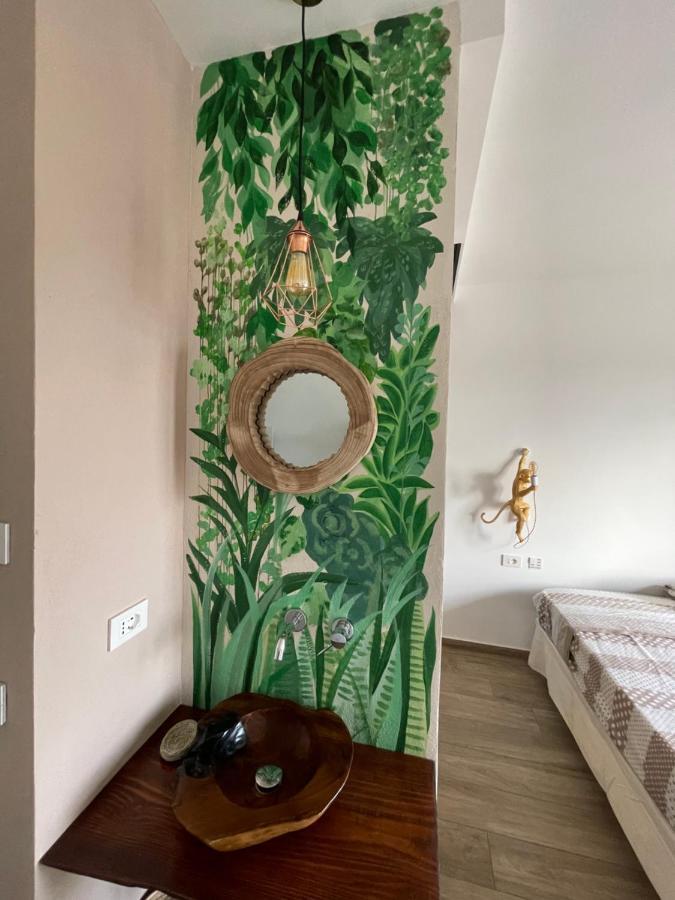 Urban Jungle Rooms Naples Exterior photo