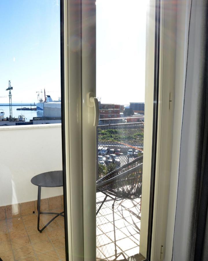 Urban Jungle Rooms Naples Exterior photo