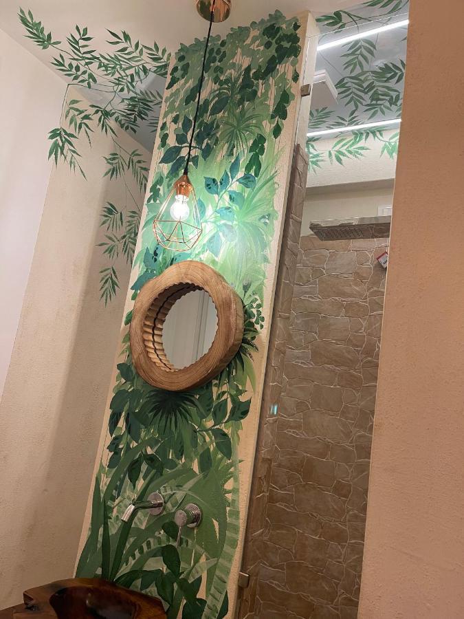 Urban Jungle Rooms Naples Exterior photo